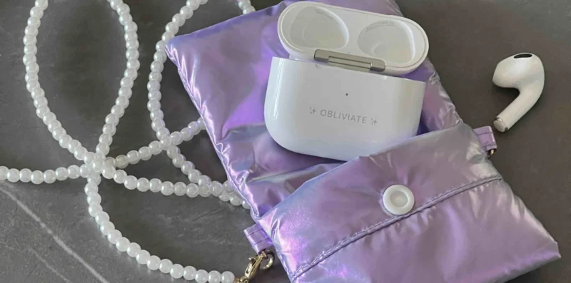 Taytay Purple Pearlescent Earphone Case with Pearl Strap with Woven Label - Image 6