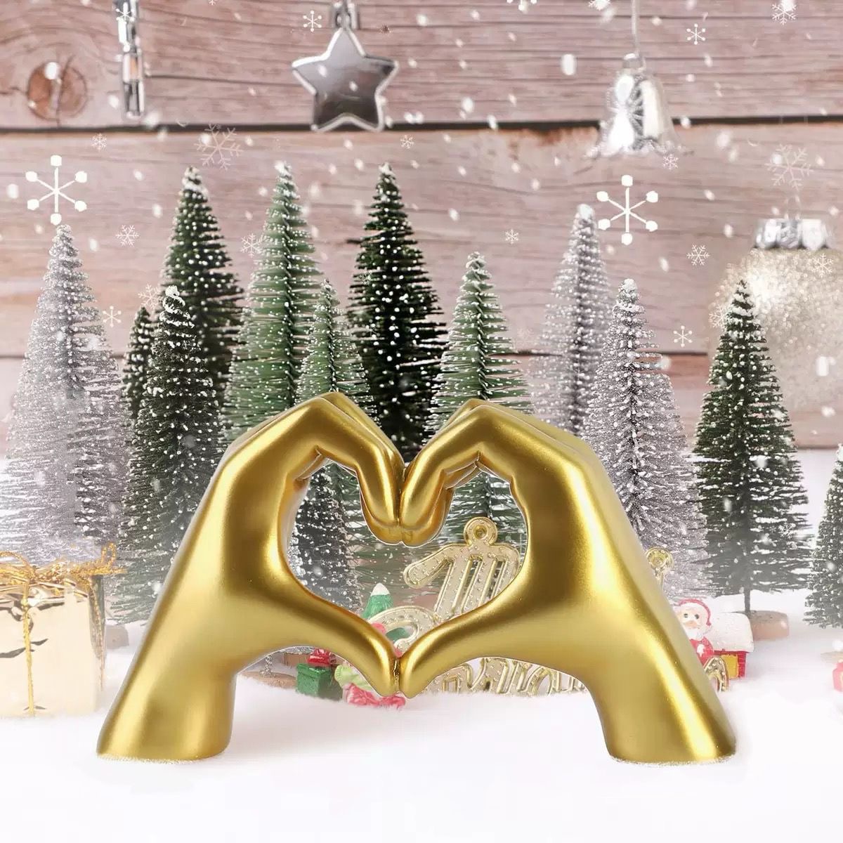 Fearless Metallic Gold Heart Hands Statue – Taylor Swift Inspired Aesthetic Resin Room Decor - Image 3