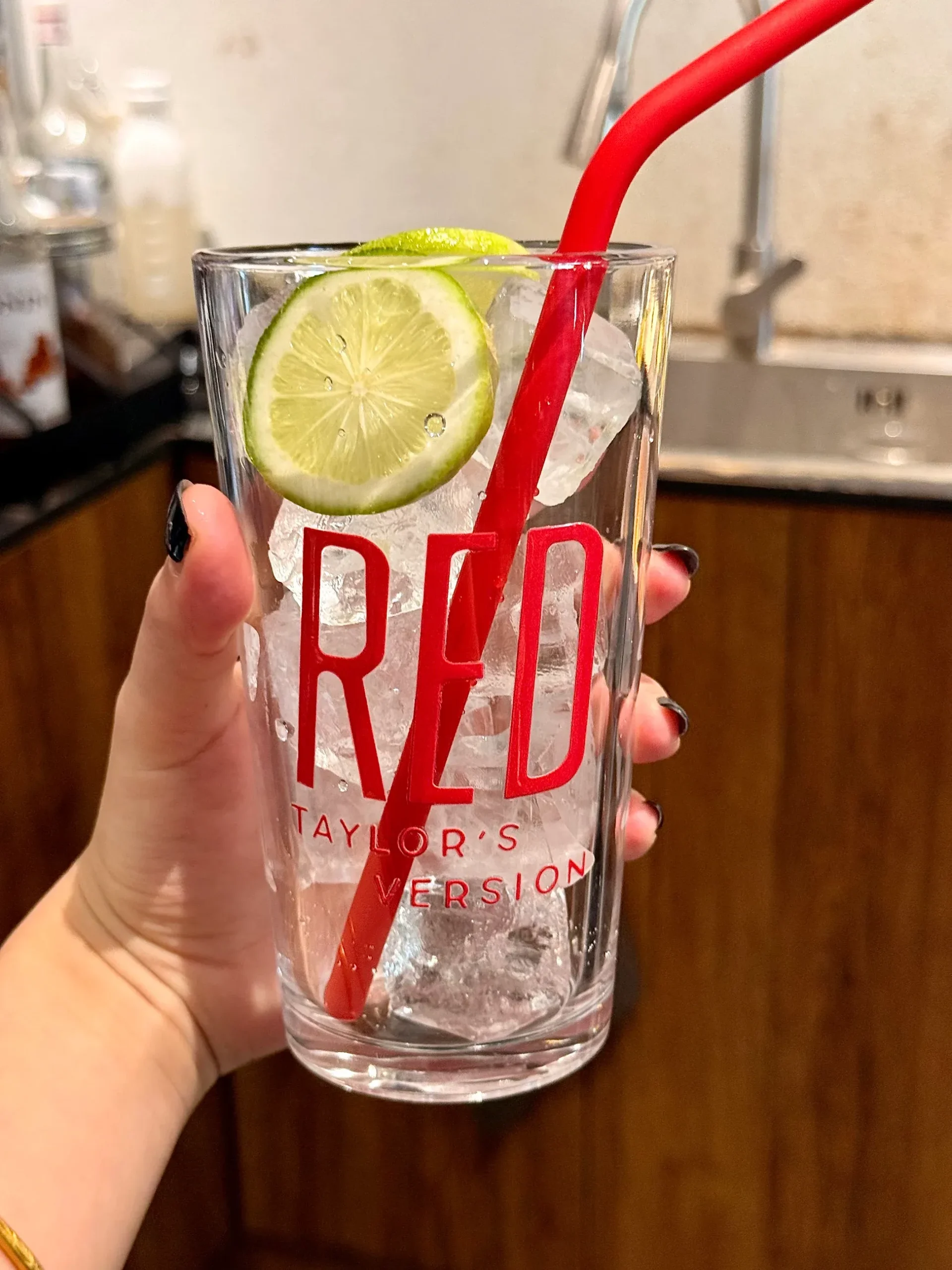 Red Inspired Vintage Crimson Glass Tumbler | 17.6oz / 520ml with Lid & Red Silicone Straw