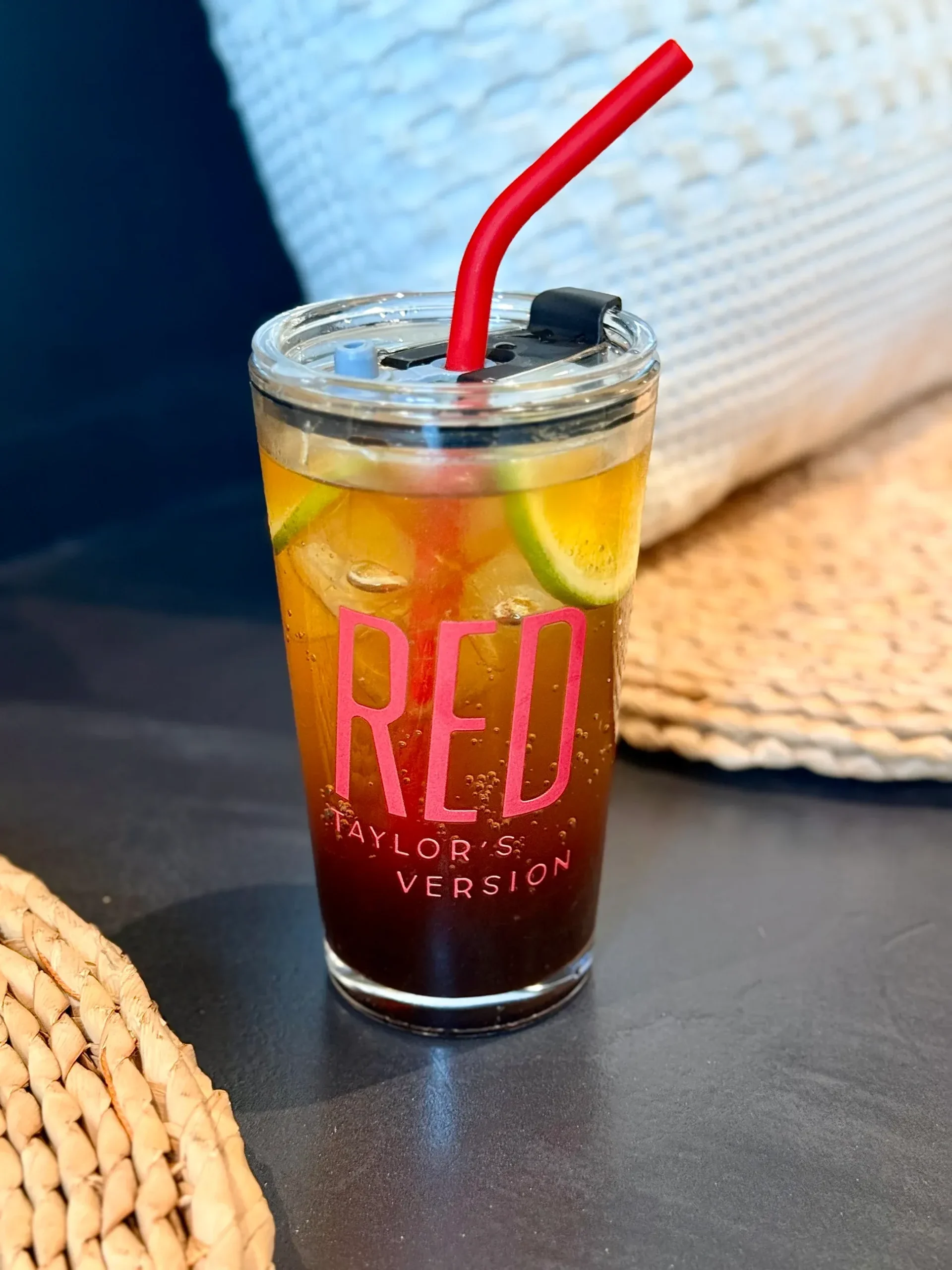 Red Inspired Vintage Crimson Glass Tumbler | 17.6oz / 520ml with Lid & Red Silicone Straw - Image 3