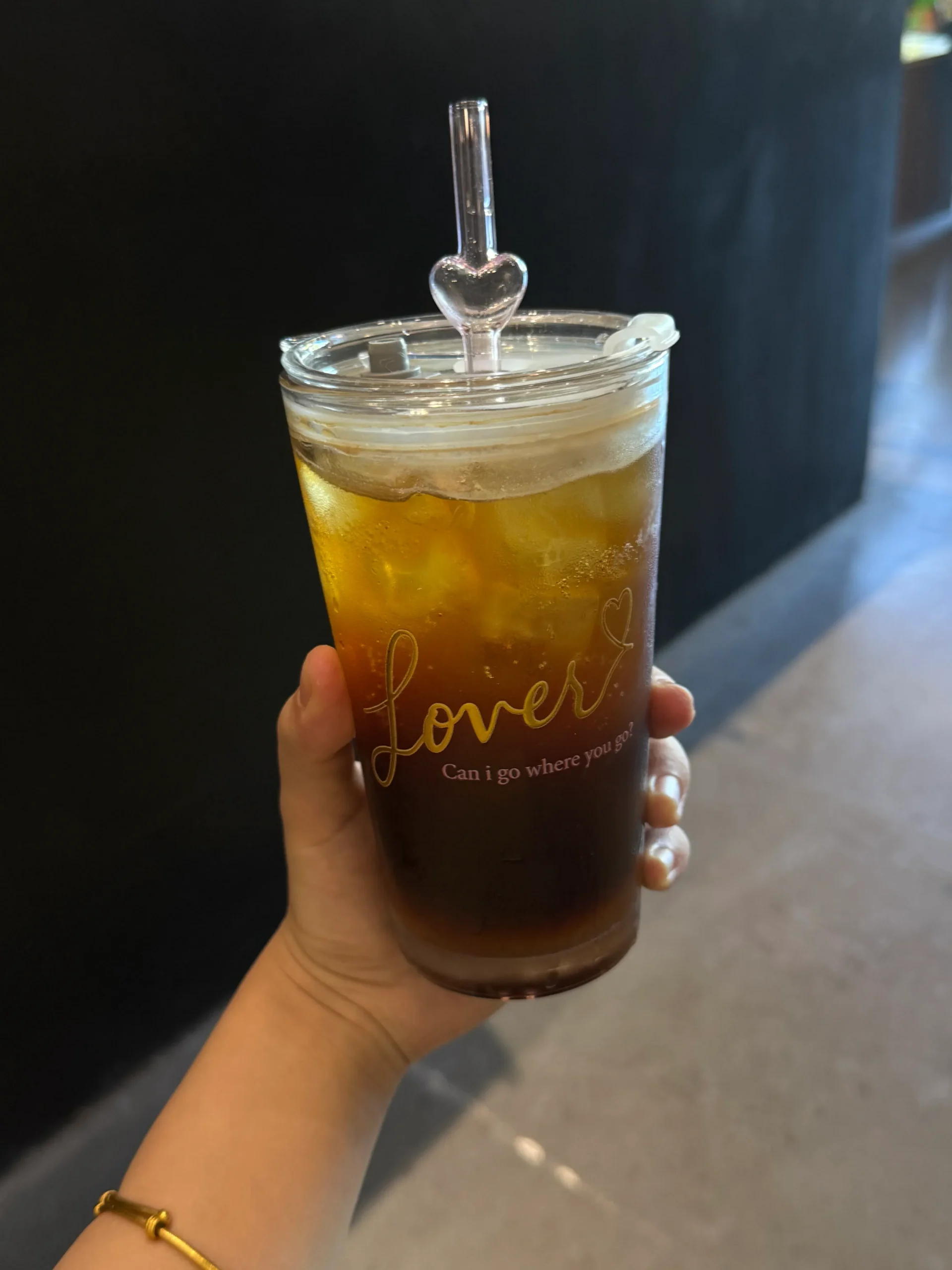 Lover Inspired Vintage Glass Tumbler | 17.6oz / 520ml with Lid & Light Pink Heart-Shaped Glass Straw - Image 3